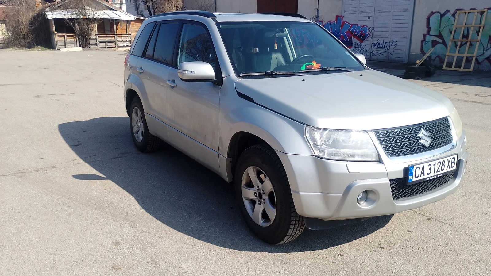 Suzuki Grand vitara 2.4i, снимка 2 - Автомобили и джипове - 54245305