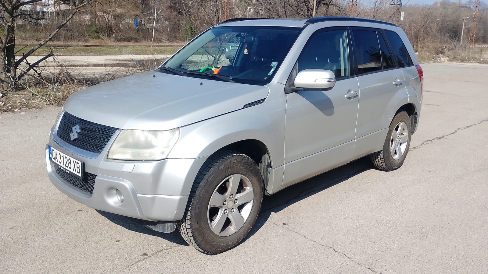Suzuki Grand vitara 2.4i, снимка 3 - Автомобили и джипове - 54245305