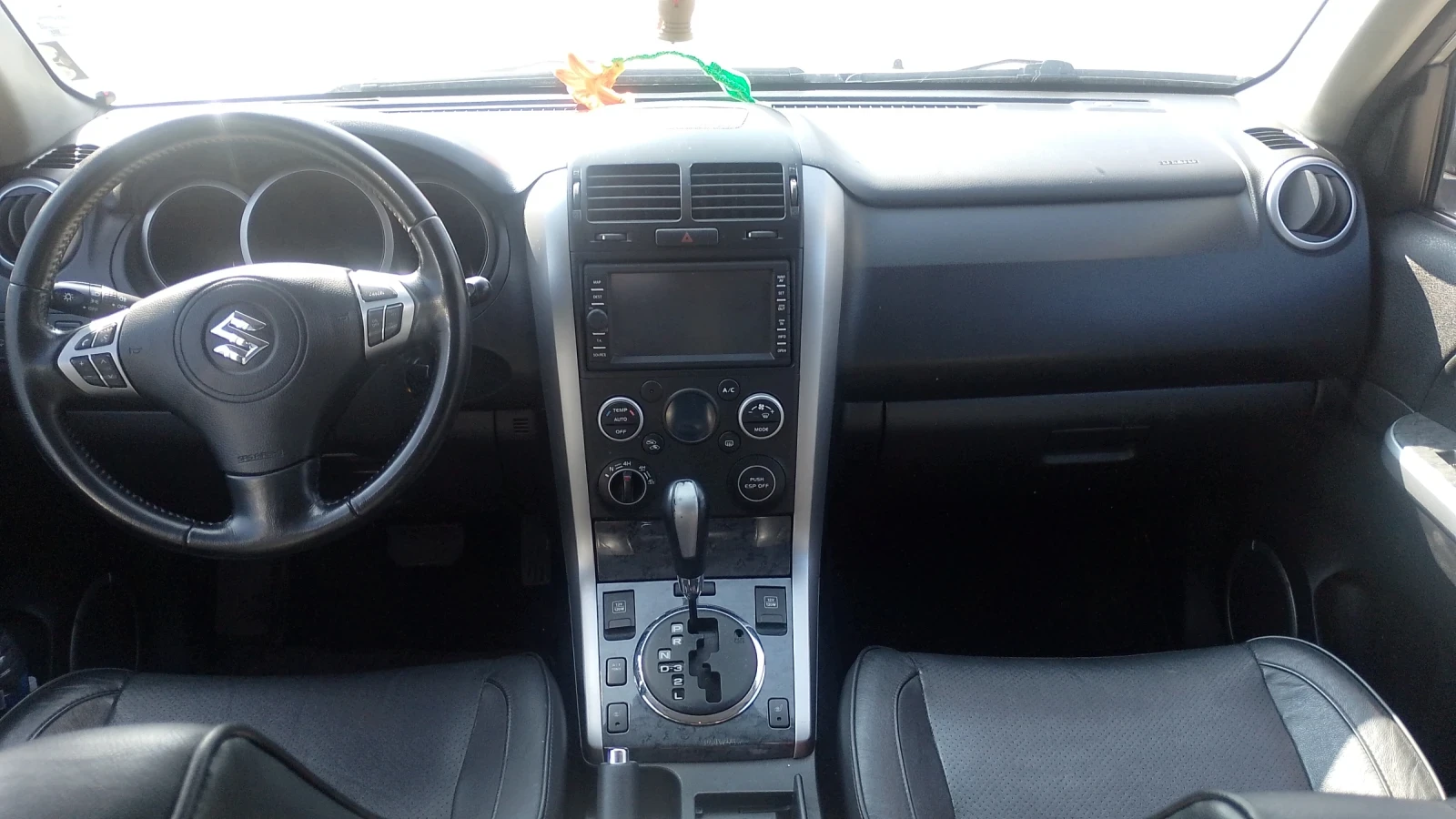 Suzuki Grand vitara 2.4i, снимка 15 - Автомобили и джипове - 54245305