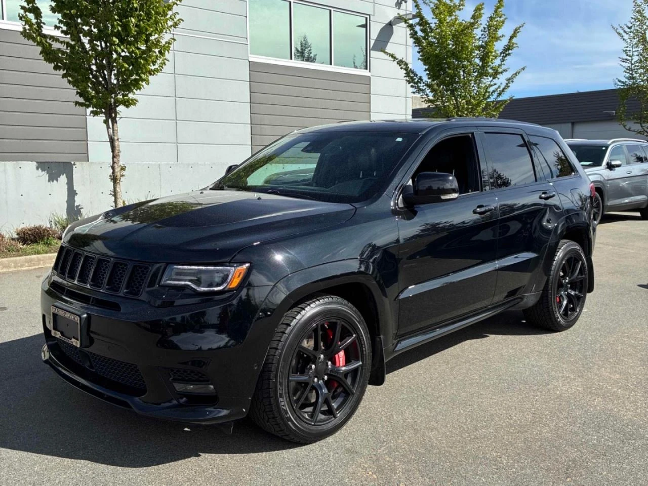 Jeep Grand cherokee SRT* Pano* 360view* Подгрев* Обдухване* Телевизори