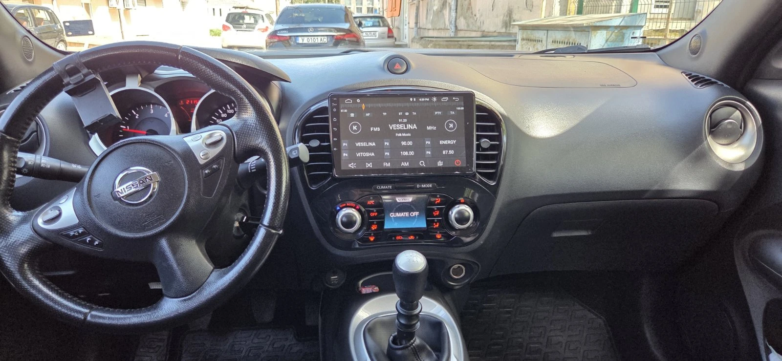 Nissan Juke, снимка 7 - Автомобили и джипове - 54341080