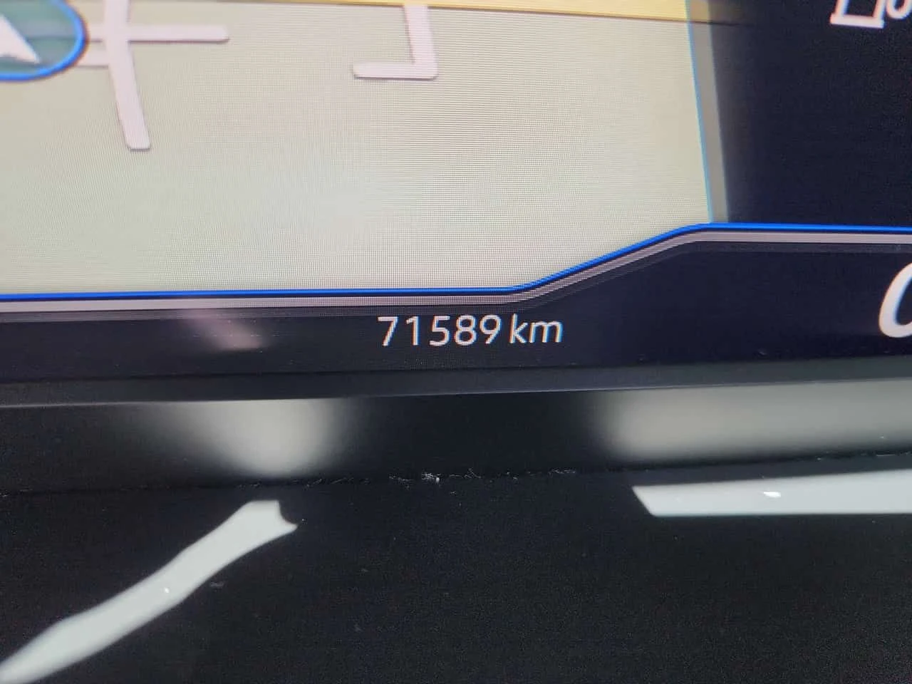 VW Tiguan Highline R Line /360/DISTRONIC/FENDER , снимка 12 - Автомобили и джипове - 54562963