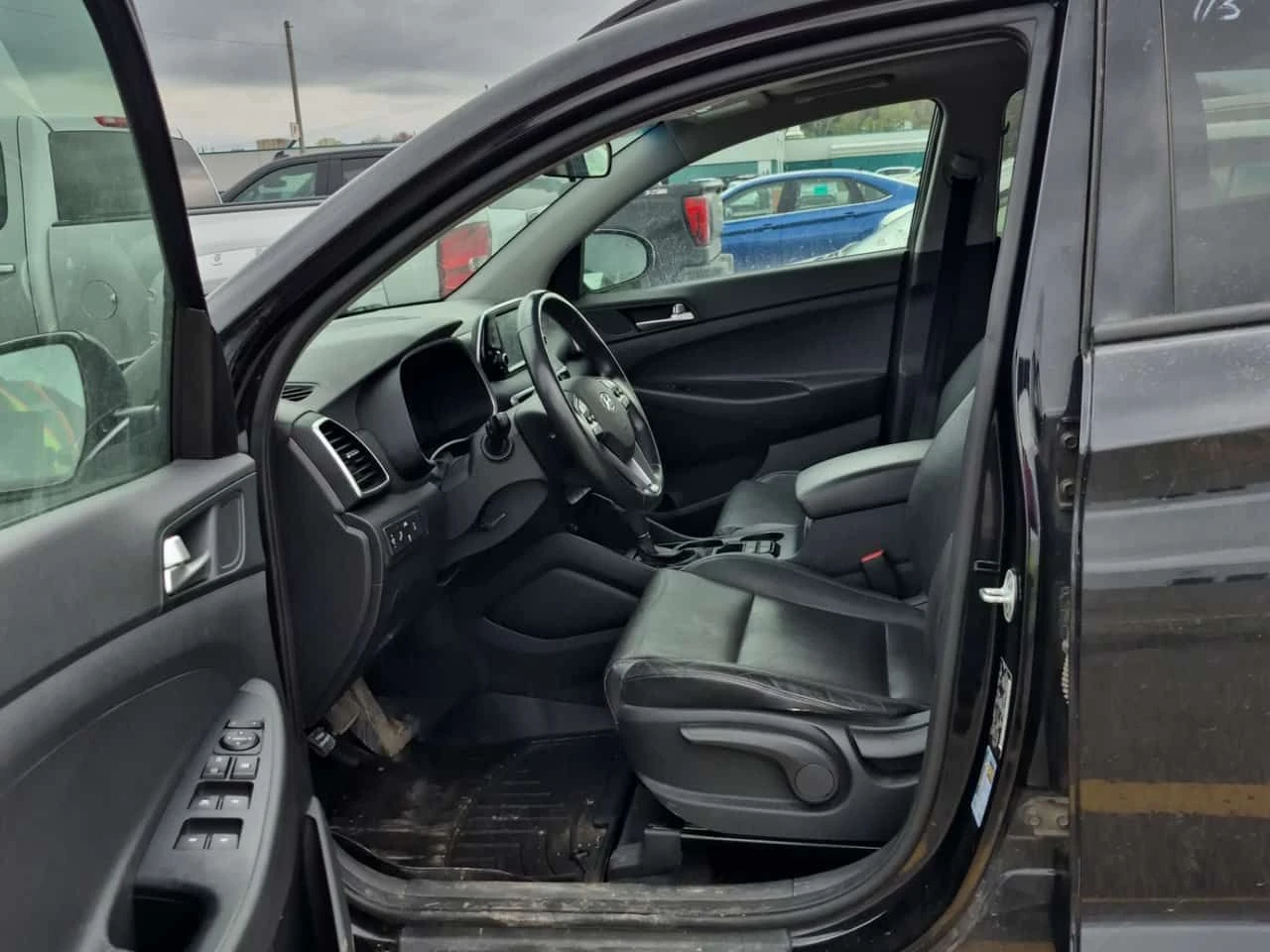 Hyundai Tucson * PREFERRED * КАМЕРА* ПАНОРАМА* КОЖА* , снимка 7 - Автомобили и джипове - 54594611