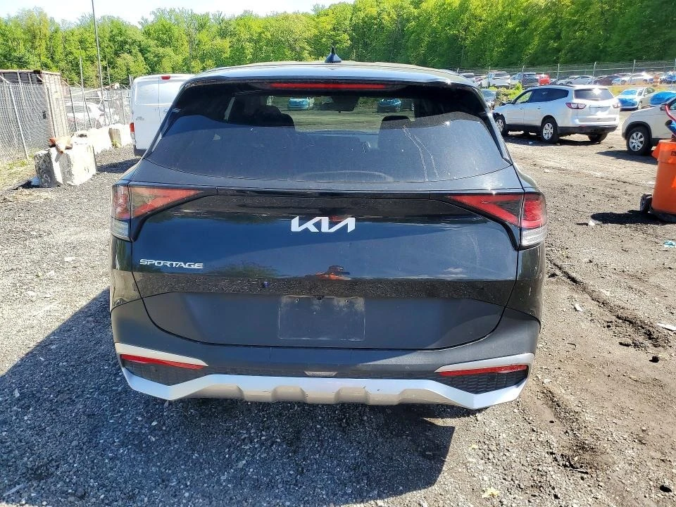 Kia Sportage, снимка 6 - Автомобили и джипове - 54682573