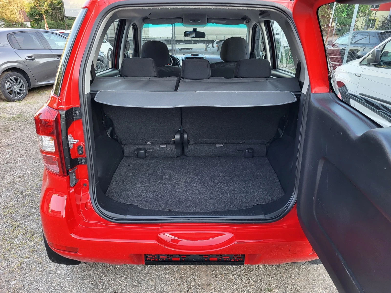 Daihatsu Terios 1.5i / 4WD / 118 000 км., снимка 16 - Автомобили и джипове - 54837193