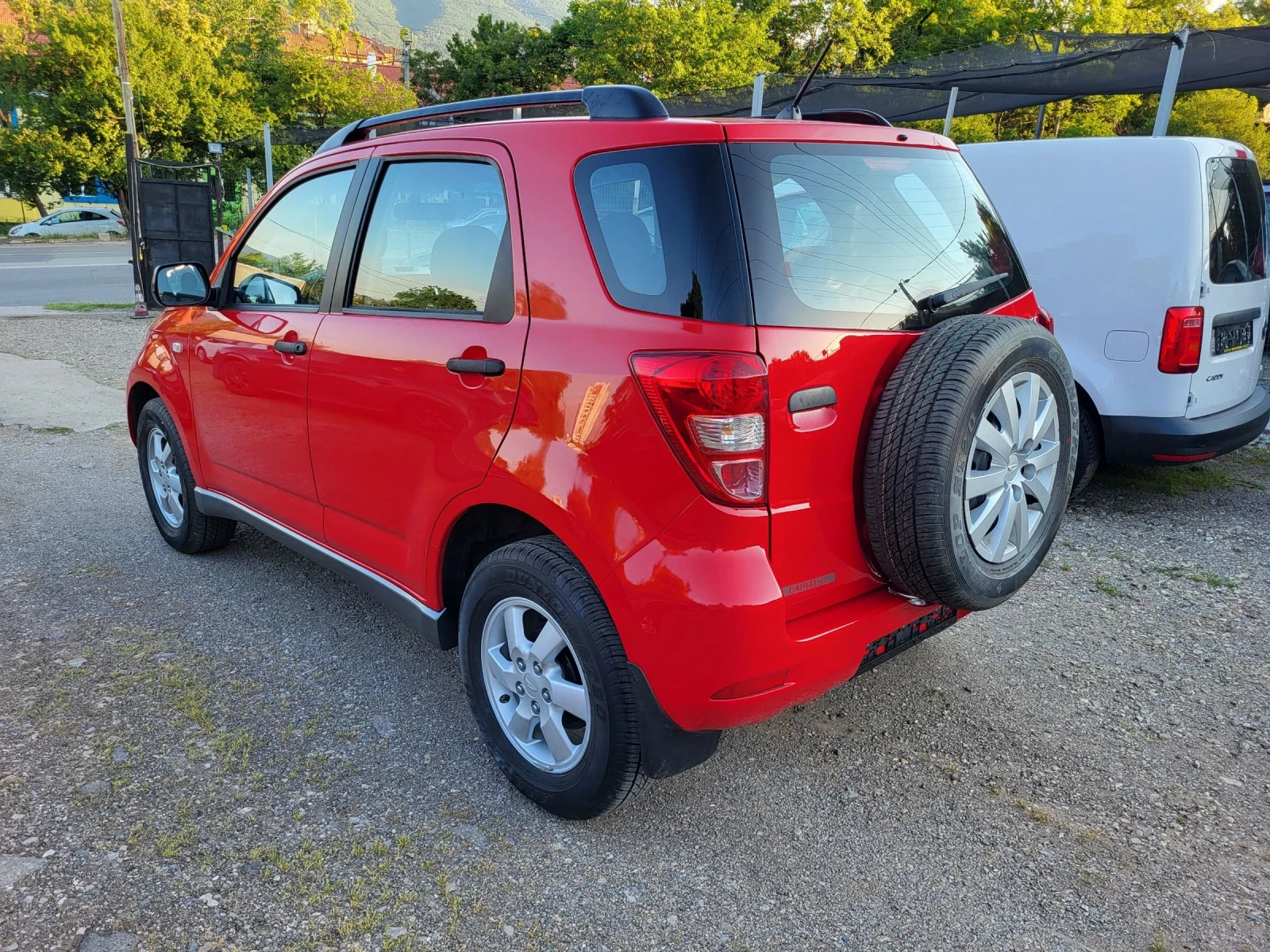 Daihatsu Terios 1.5i / 4WD / 118 000 км., снимка 4 - Автомобили и джипове - 54837193
