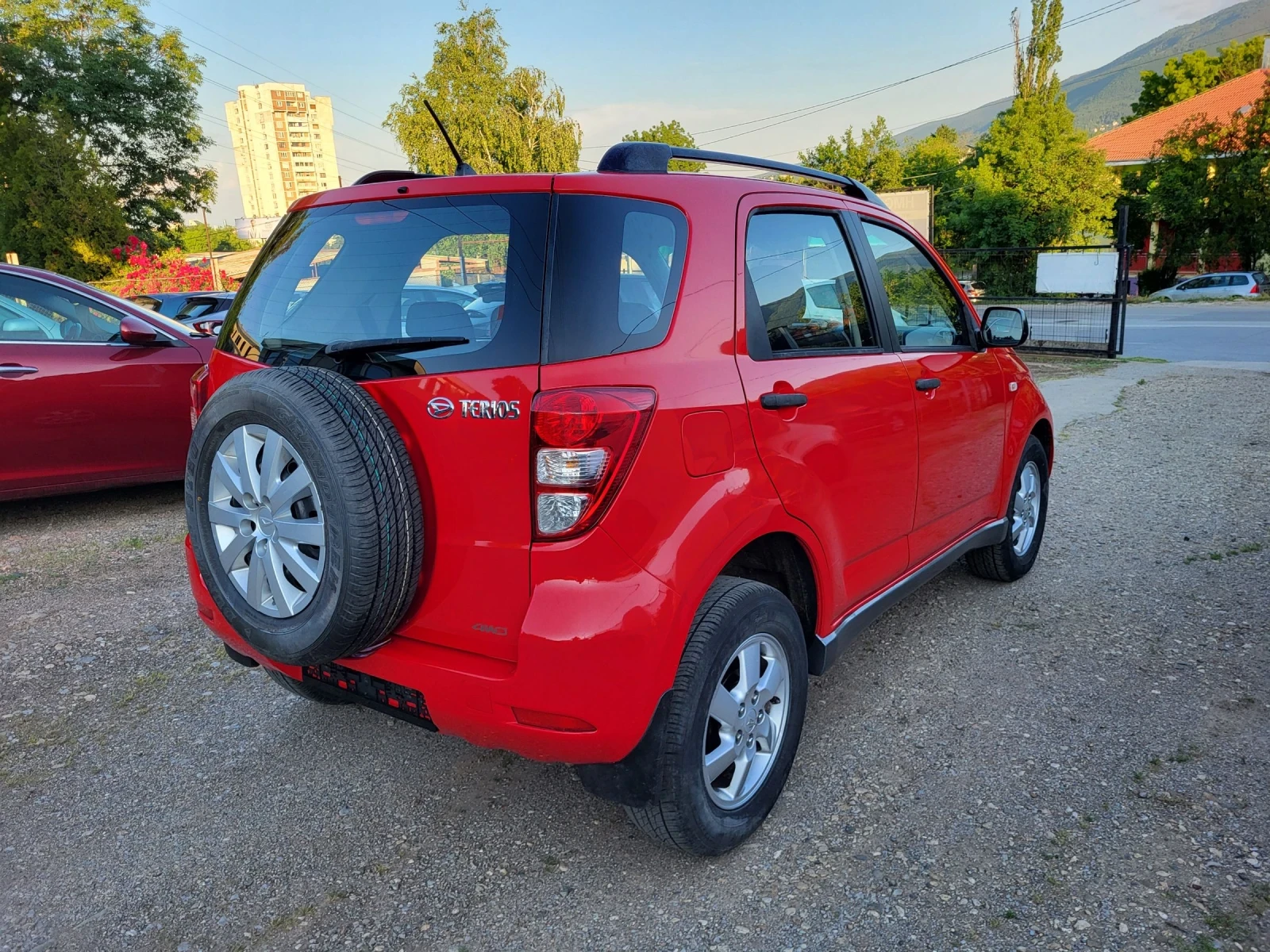 Daihatsu Terios 1.5i / 4WD / 118 000 км., снимка 6 - Автомобили и джипове - 54837193