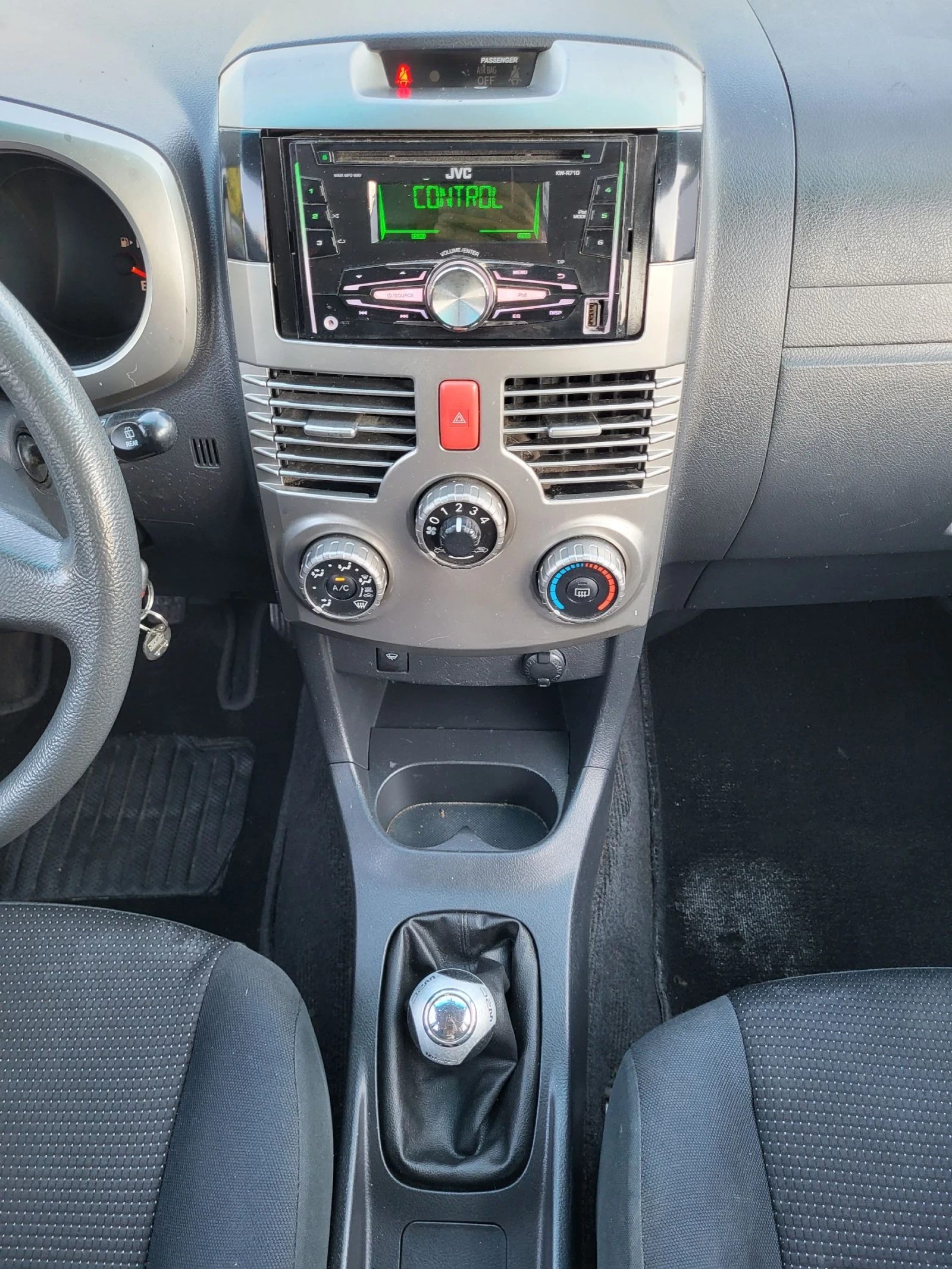 Daihatsu Terios 1.5i / 4WD / 118 000 км., снимка 14 - Автомобили и джипове - 54837193
