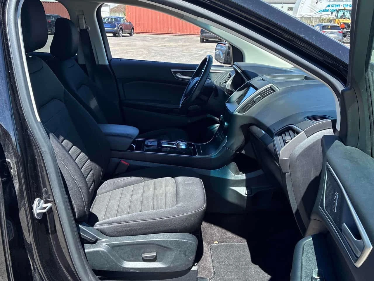 Ford Edge * AWD * АВТОКРЕДИТ БЕЗ ПЪРВОНАЧАНА ВНОСКА* , снимка 17 - Автомобили и джипове - 54976553