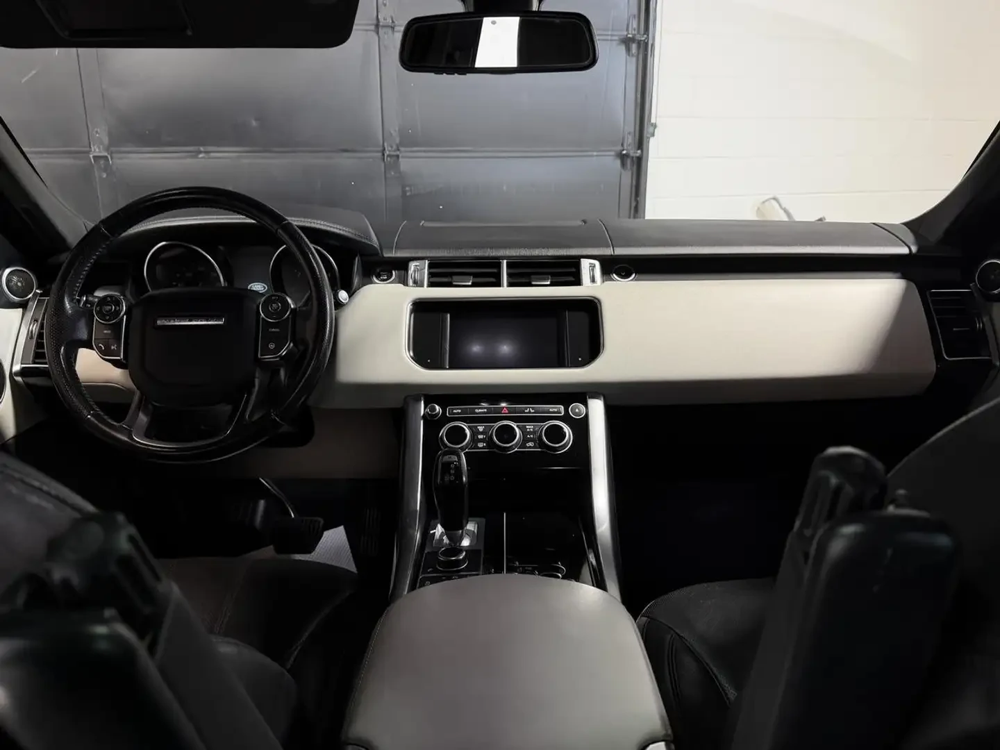 Land Rover Range Rover Sport HSE* ПАНОРАМА* ПОДГРЕВ, снимка 6 - Автомобили и джипове - 55171389