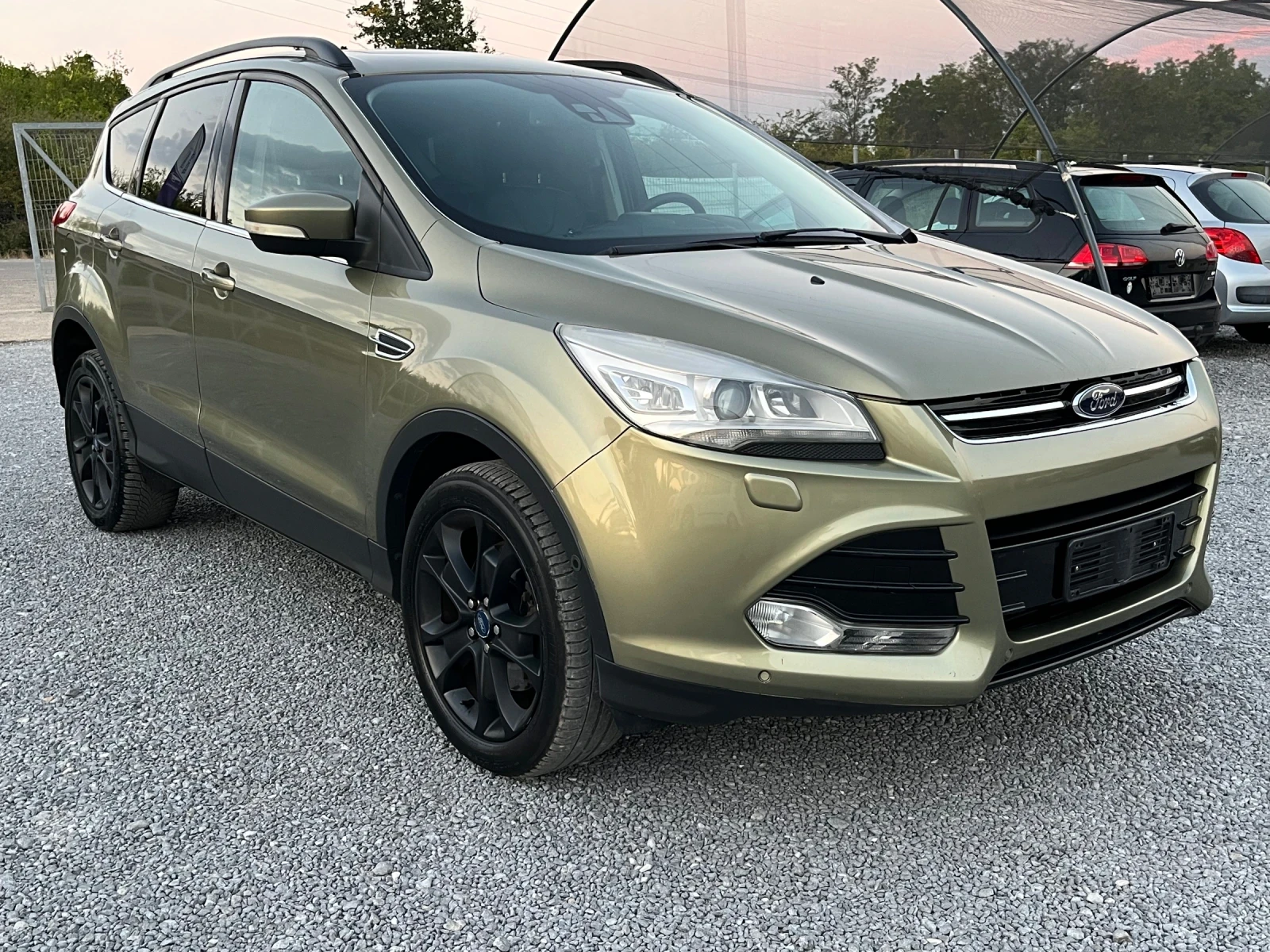 Ford Kuga 2.0 TDCI 4x4 full, снимка 8 - Автомобили и джипове - 56039257