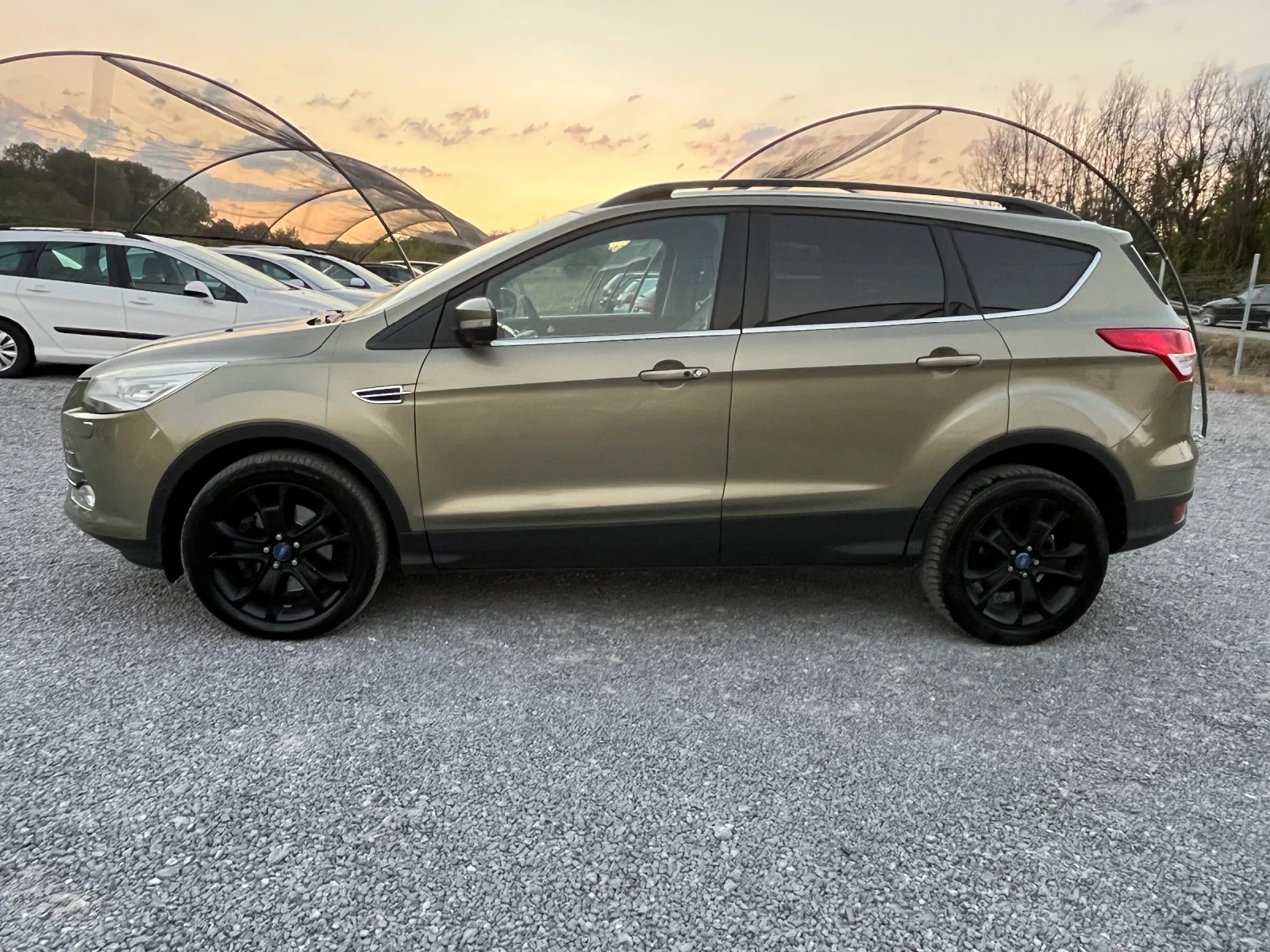 Ford Kuga 2.0 TDCI 4x4 full, снимка 3 - Автомобили и джипове - 56039257