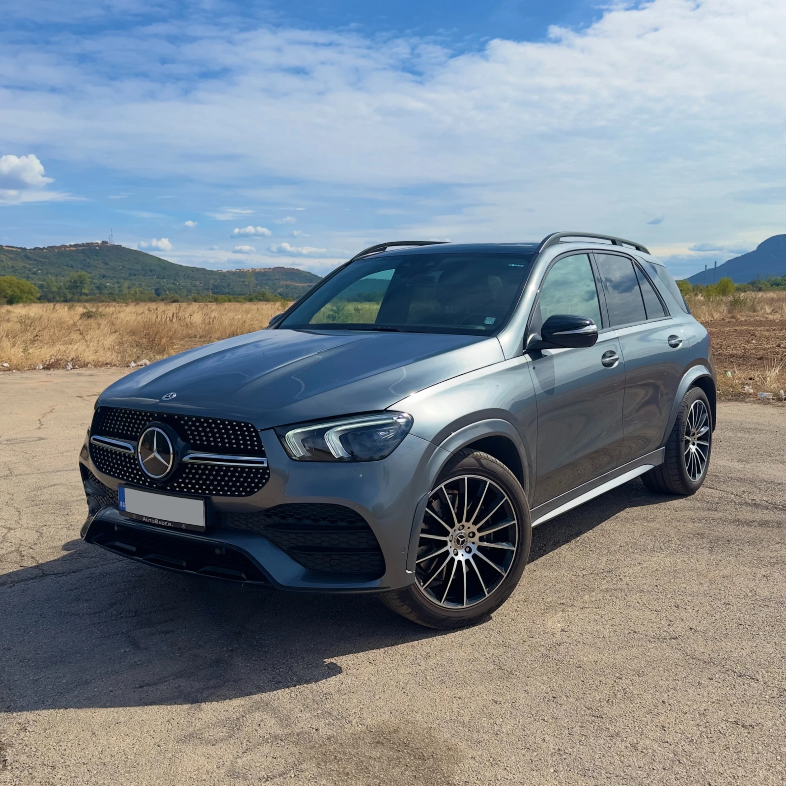 Mercedes-Benz GLE 300 d/ AMG/ Night/ AIRMATIC/ Гаранция 2028