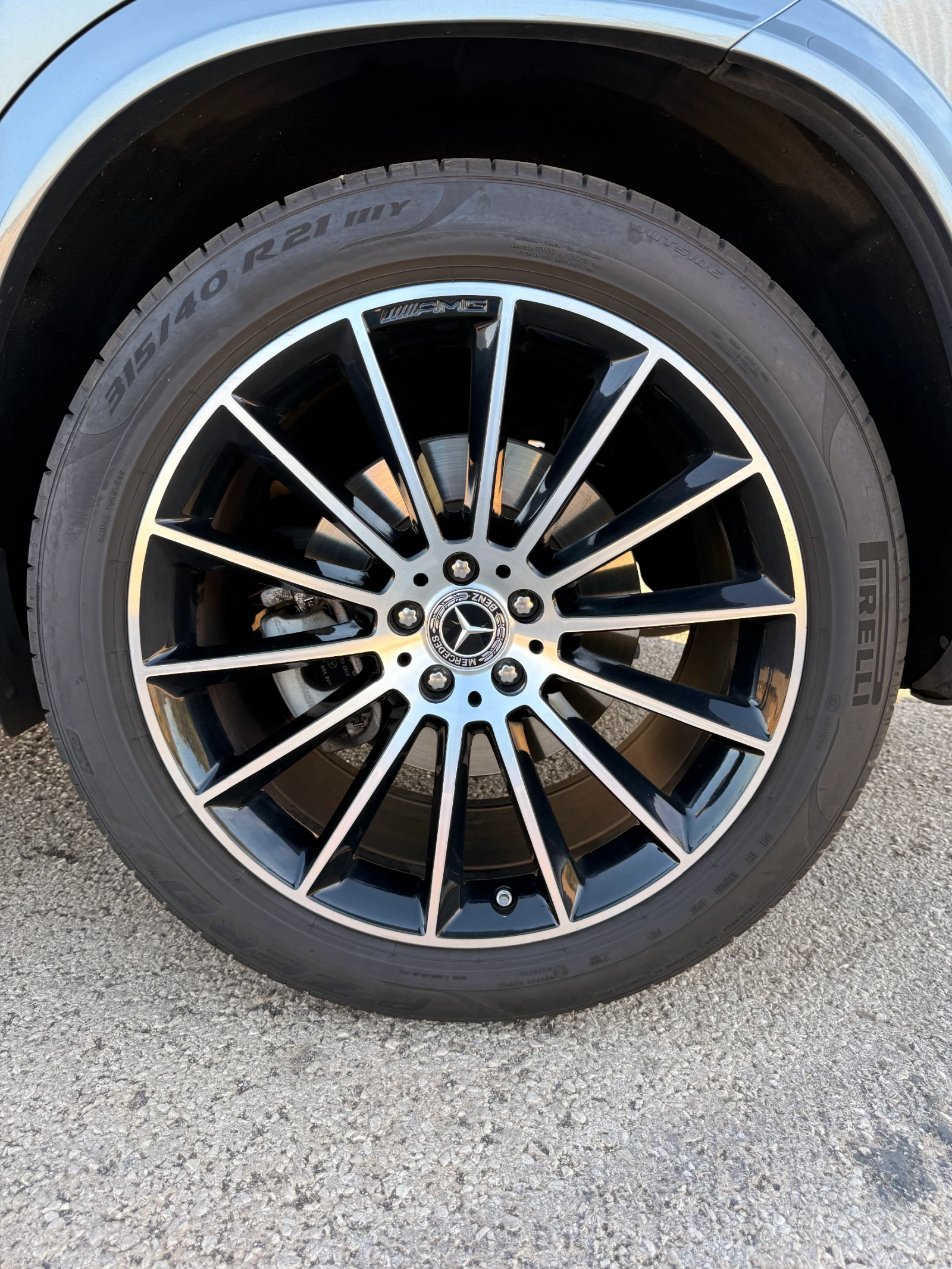 Mercedes-Benz GLE 300 d/ AMG/ Night/ AIRMATIC/ Гаранция 2028, снимка 9 - Автомобили и джипове - 56129882