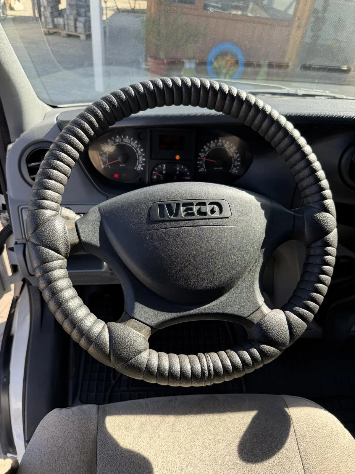 Iveco 3512 САМОСВАЛ - изображение 8