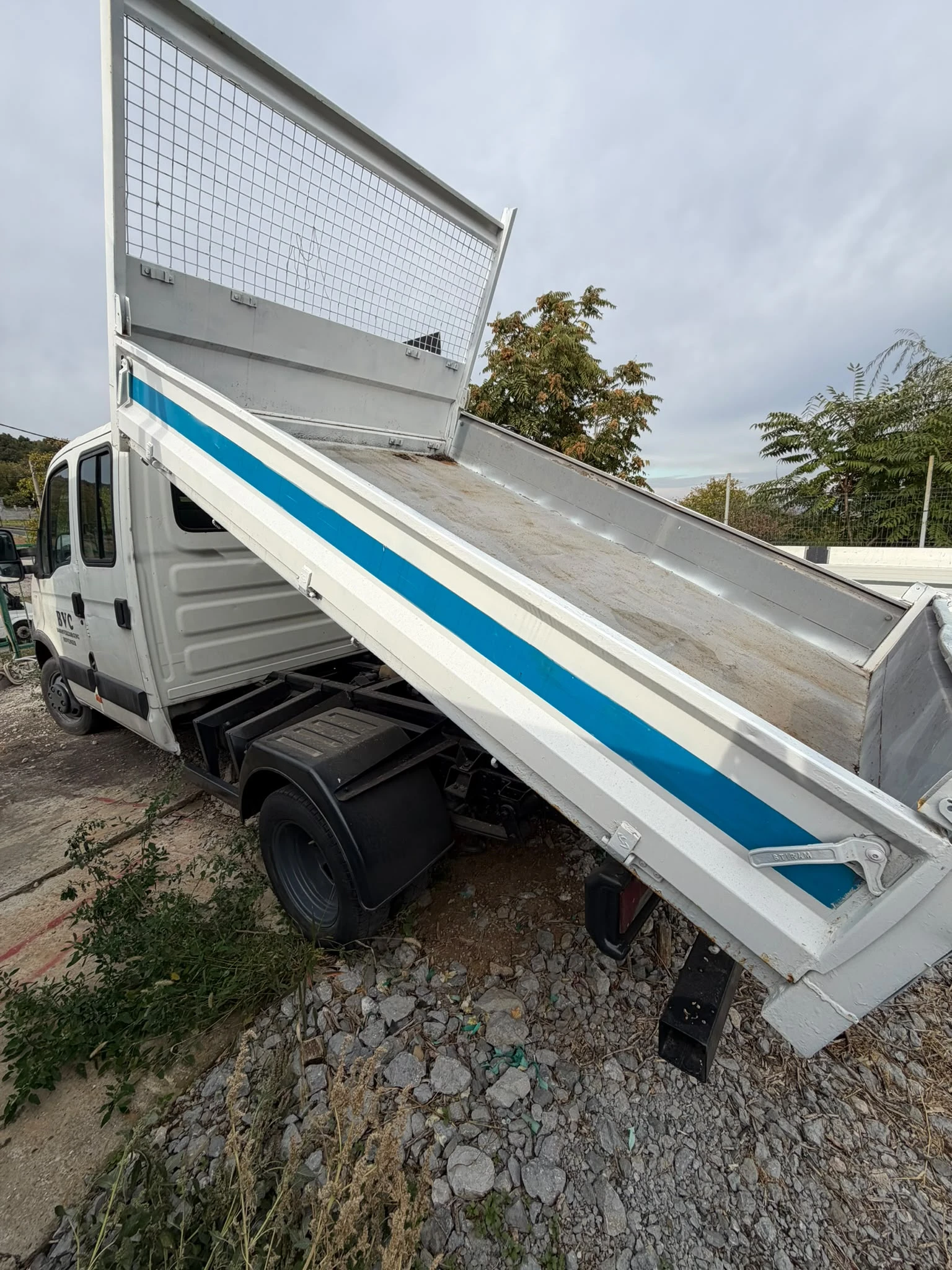 Iveco 3512 Климатроник САМОСВАЛ  2.3HPIDC, снимка 17 - Бусове и автобуси - 52358608