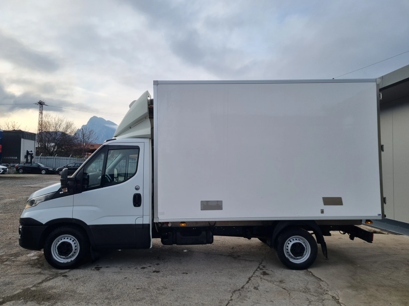 Iveco Daily 35S16, ХЛАДИЛЕН ДО -24 - изображение 2