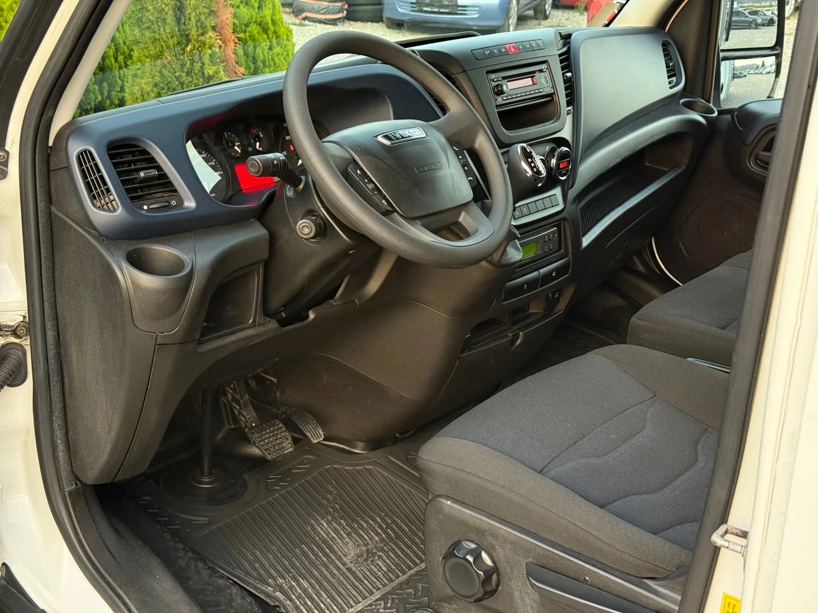 Iveco Daily 35S16, ХЛАДИЛЕН ДО -24 - изображение 10