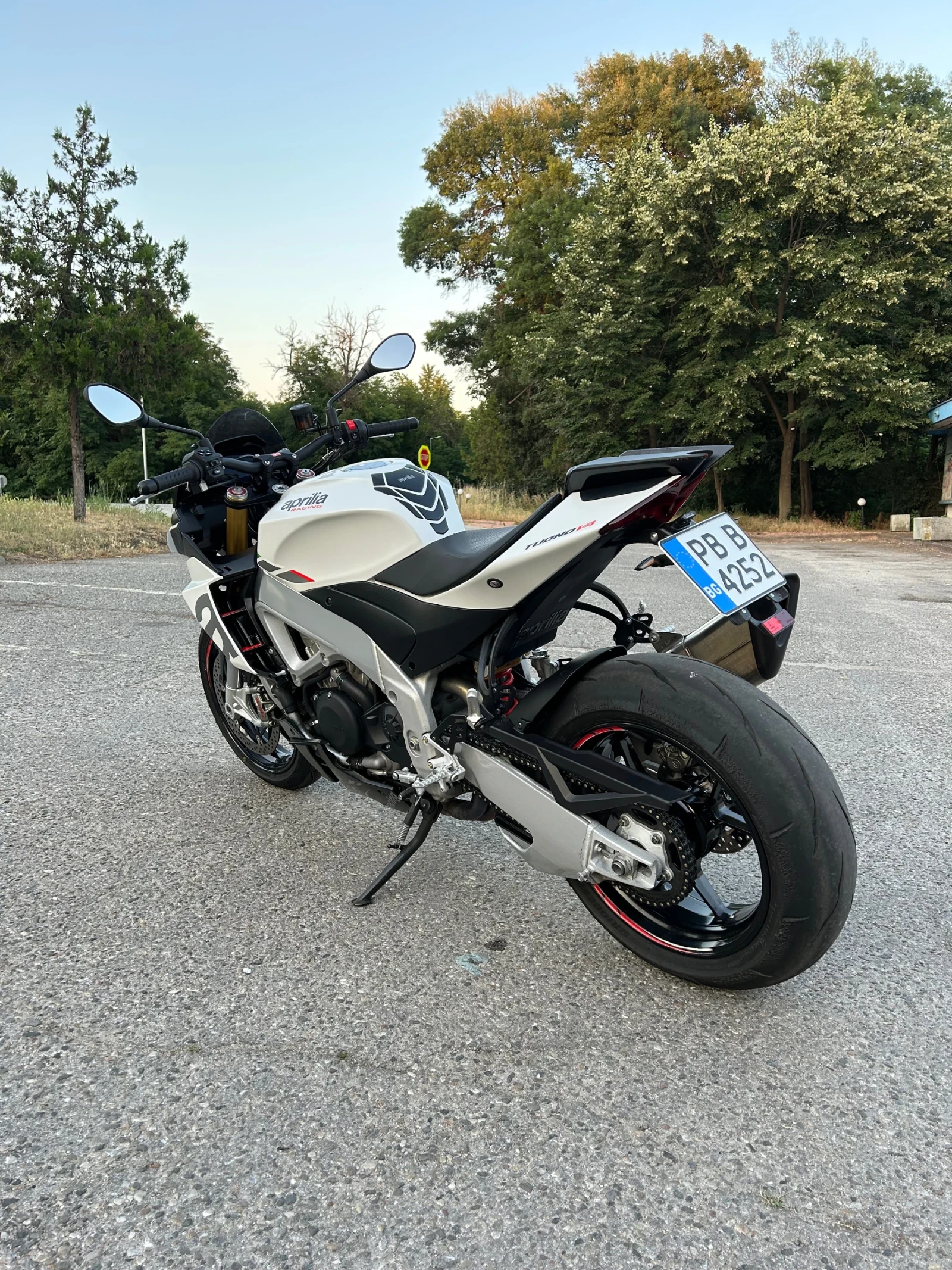 Aprilia Tuono 1100 V4  - изображение 6