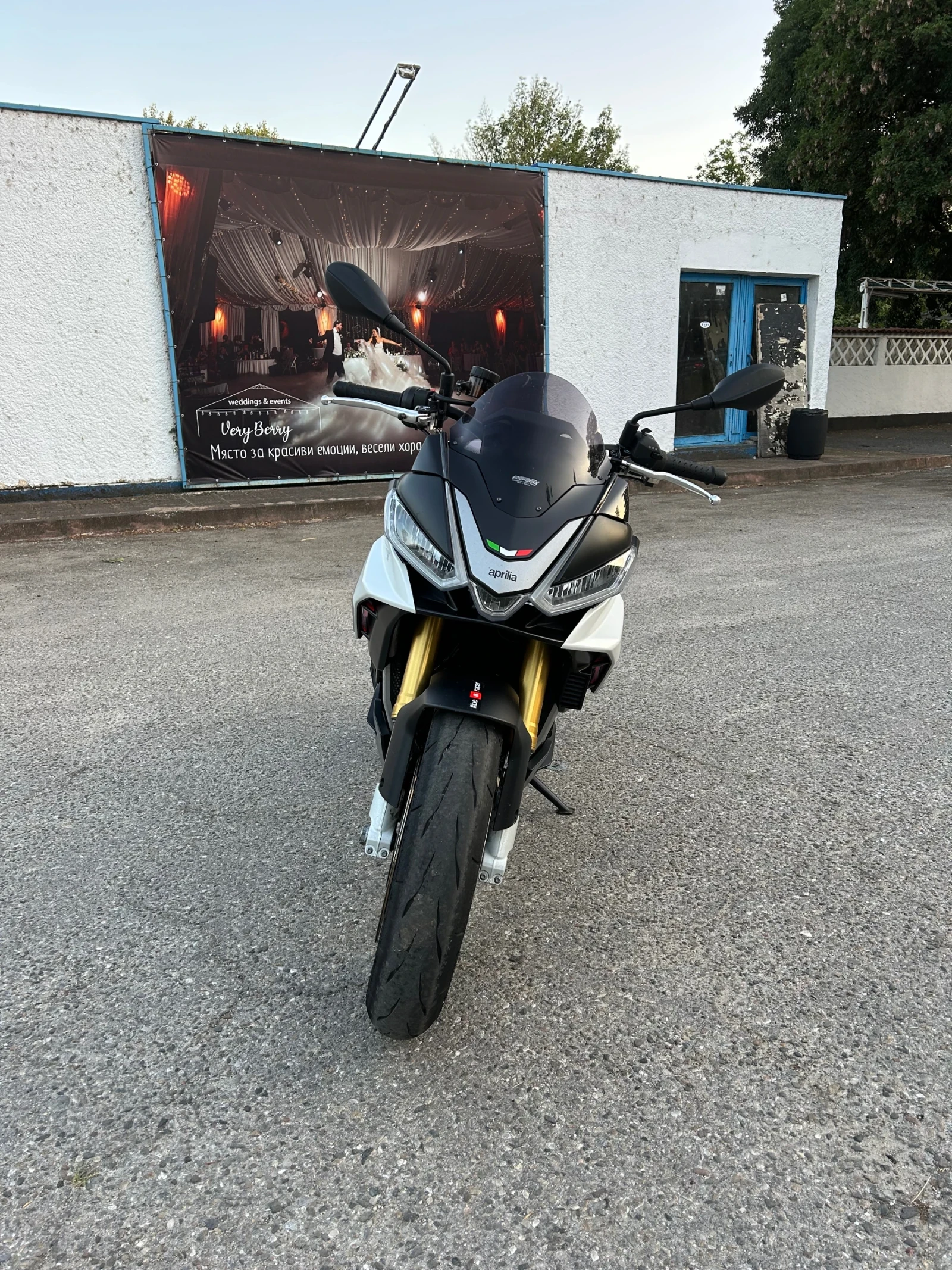 Aprilia Tuono 1100 V4  - изображение 9