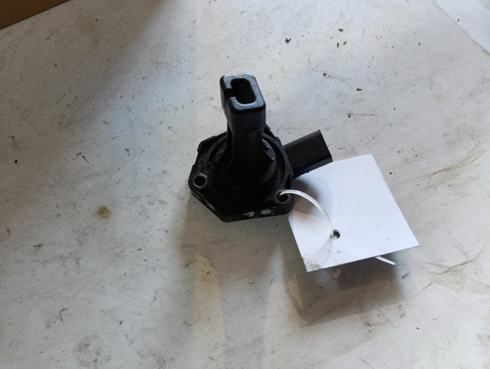 датчик масло 1.8 TFSI 6PR00962901 03C907660H Audi A4