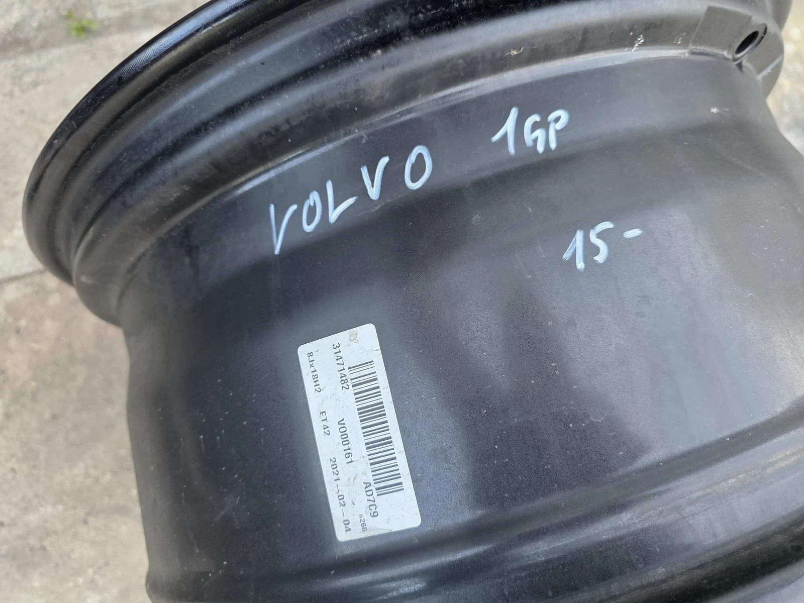 Джанти за Volvo, снимка 4 - Гуми и джанти - 56735236