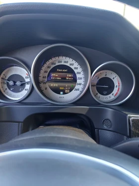 Mercedes-Benz E 220, снимка 10