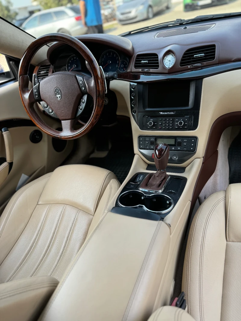 Maserati GranTurismo 4.2 V8 , снимка 10 - Автомобили и джипове - 47130627