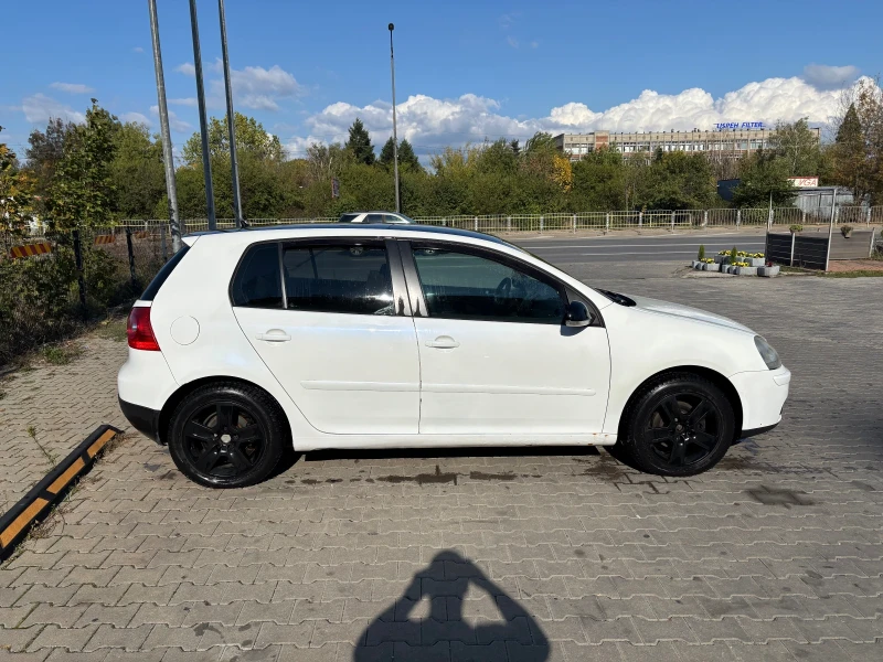 VW Golf, снимка 7 - Автомобили и джипове - 47557678