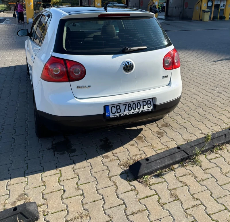 VW Golf, снимка 5 - Автомобили и джипове - 47557678