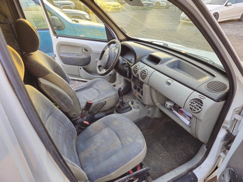 Renault Kangoo, снимка 5 - Автомобили и джипове - 48130658