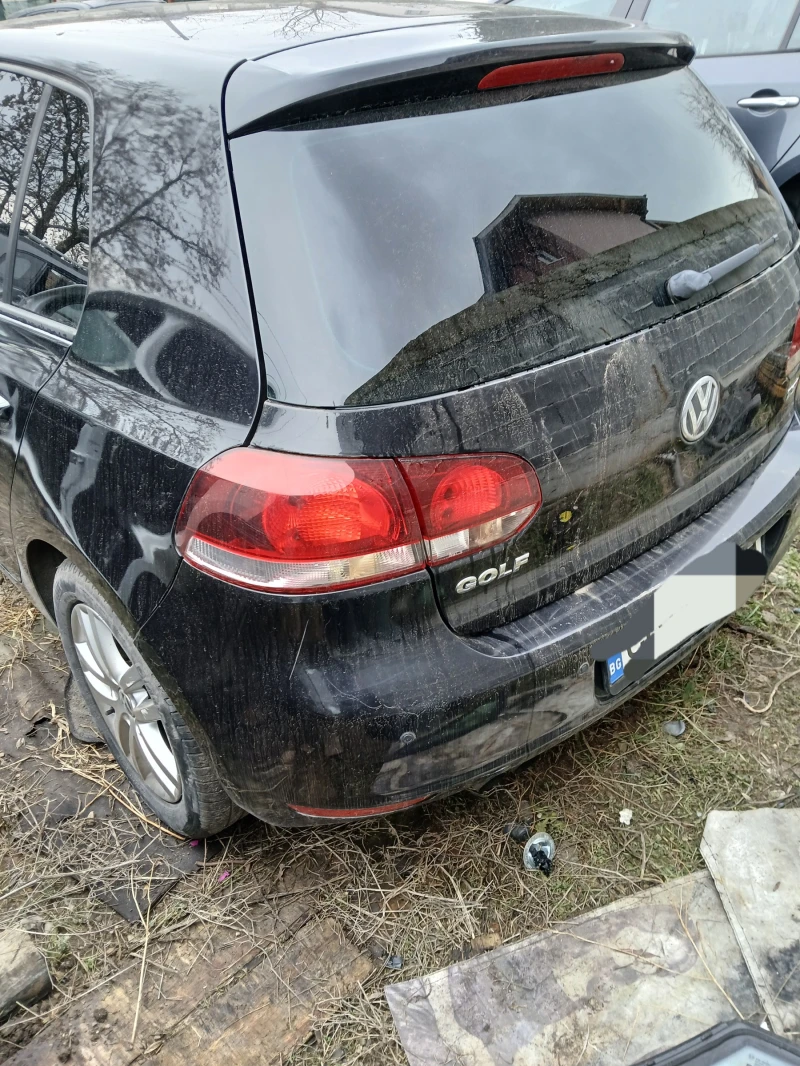 VW Golf 1.4tce, снимка 8 - Автомобили и джипове - 48969171