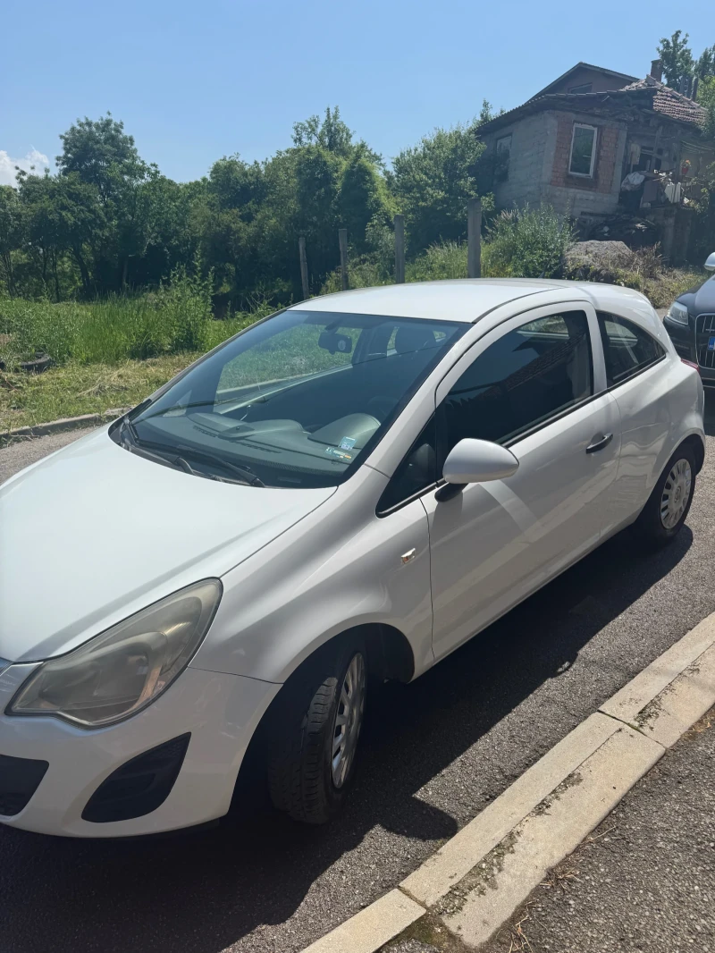 Opel Corsa, снимка 2 - Автомобили и джипове - 52251880