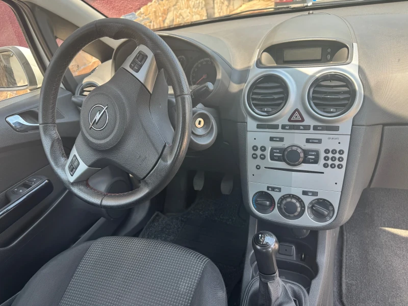 Opel Corsa, снимка 5 - Автомобили и джипове - 52251880