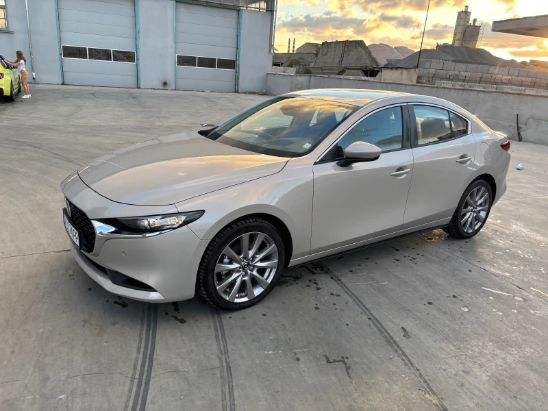Mazda 3 Skyactive G, снимка 3 - Автомобили и джипове - 52230105
