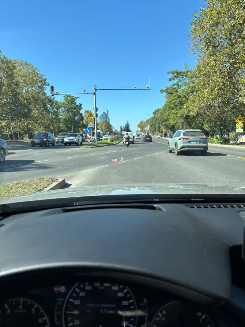 Mazda 3 Skyactive G, снимка 16 - Автомобили и джипове - 52230105