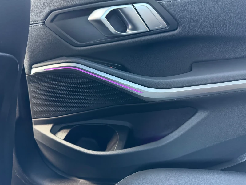 BMW 330 M sport , снимка 17 - Автомобили и джипове - 52238789