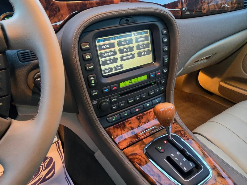 Jaguar S-type 2.7d/Авт./Лизинг, снимка 16 - Автомобили и джипове - 52527563