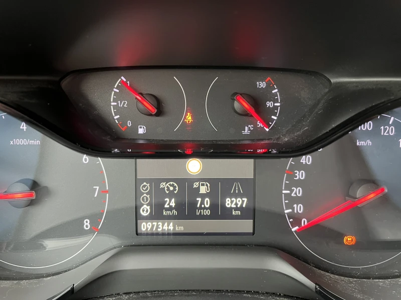 Opel Corsa 1.2 i, снимка 15 - Автомобили и джипове - 52583580