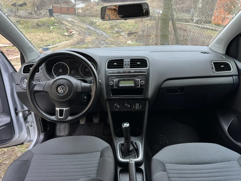 VW Polo, снимка 2 - Автомобили и джипове - 53130541