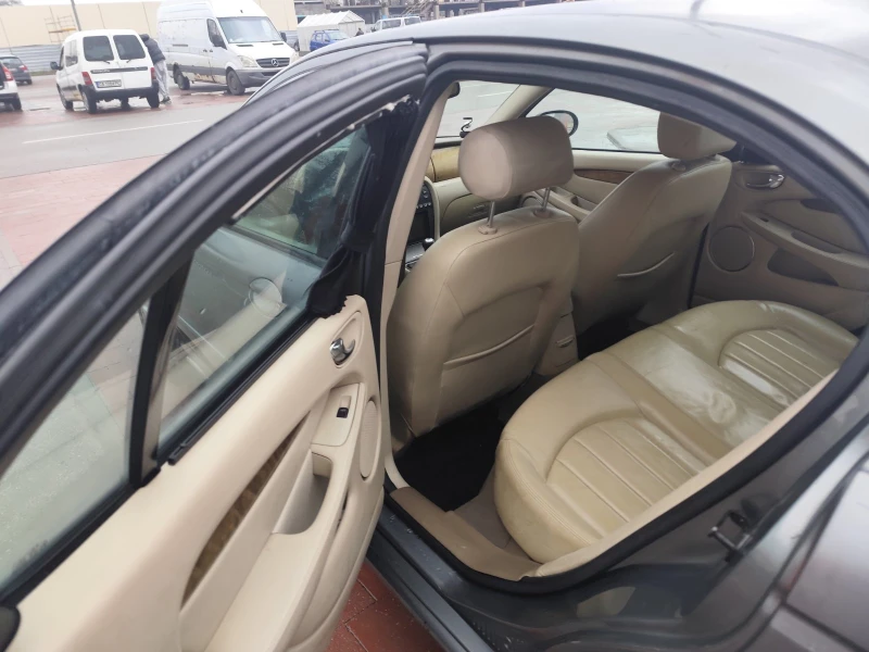 Jaguar X-type 2.5, снимка 12 - Автомобили и джипове - 53540664