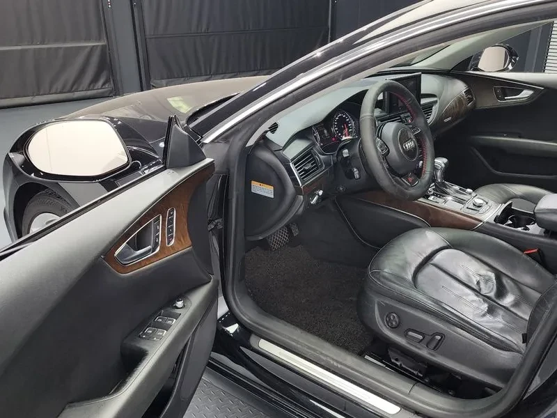 Audi A7 55 Tdi Quattro Dynamic 4G, снимка 10 - Автомобили и джипове - 54996544