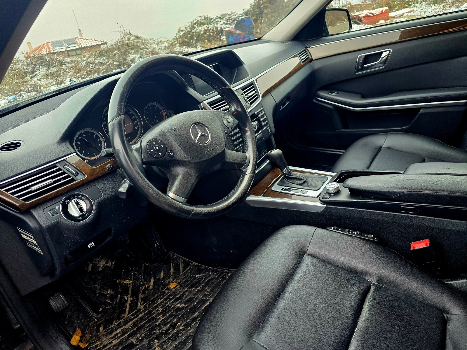 Mercedes-Benz E 200 2.2 | Mobile.bg   11