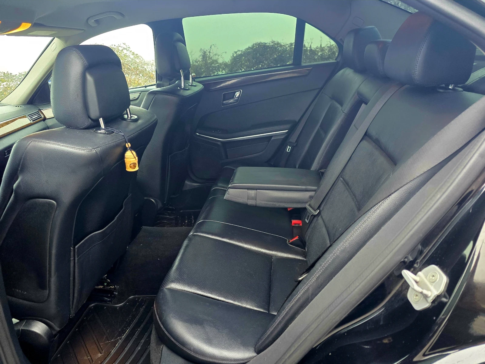 Mercedes-Benz E 200 2.2 | Mobile.bg   13