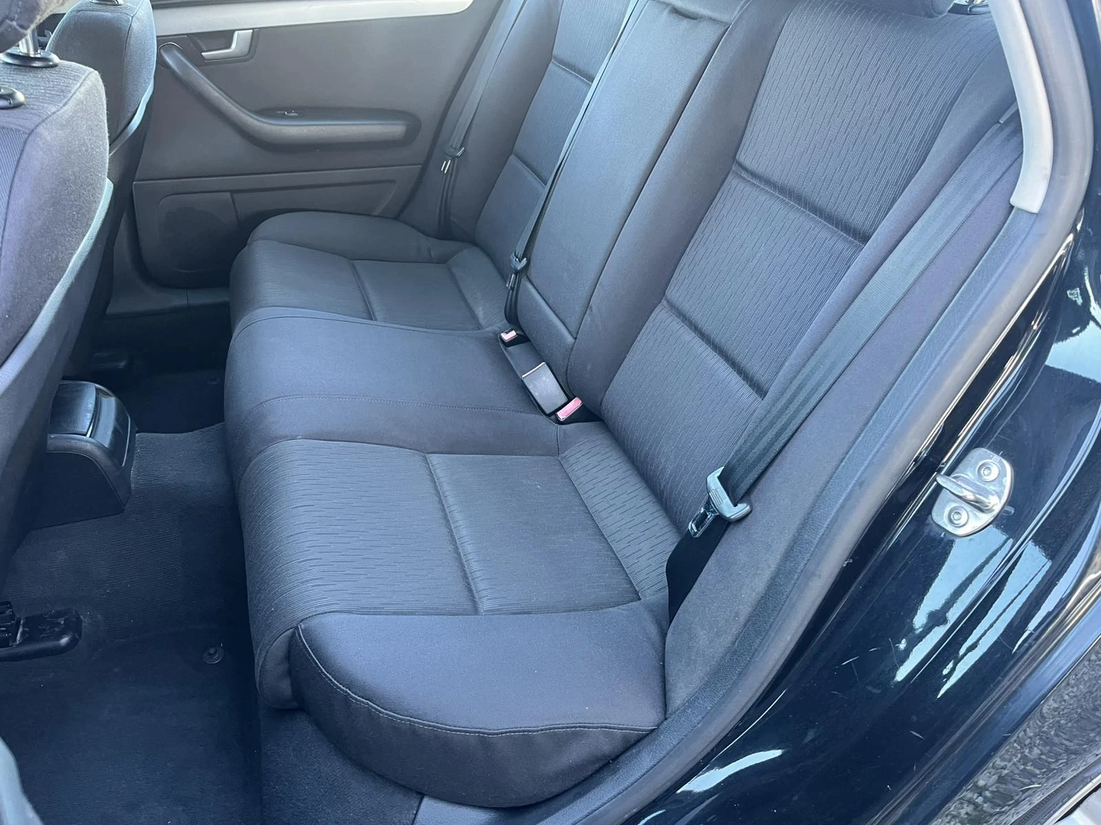 Audi A4 2.0TDI Italia 140kc | Mobile.bg � ����������� 14