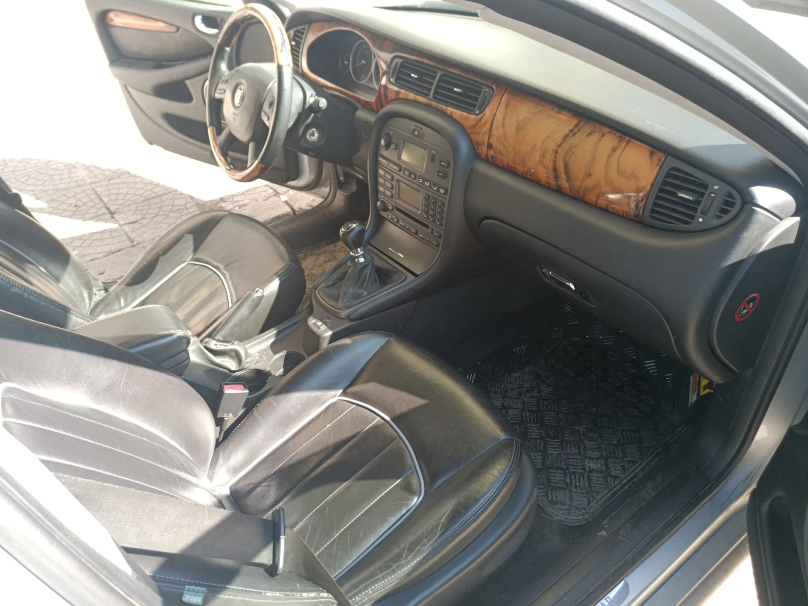 Jaguar X-type 2.2D - изображение 5