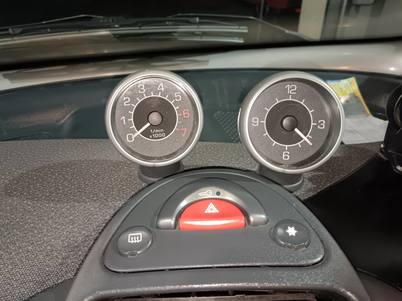 Smart Fortwo 0.7 Бензин/ГАЗ - изображение 10