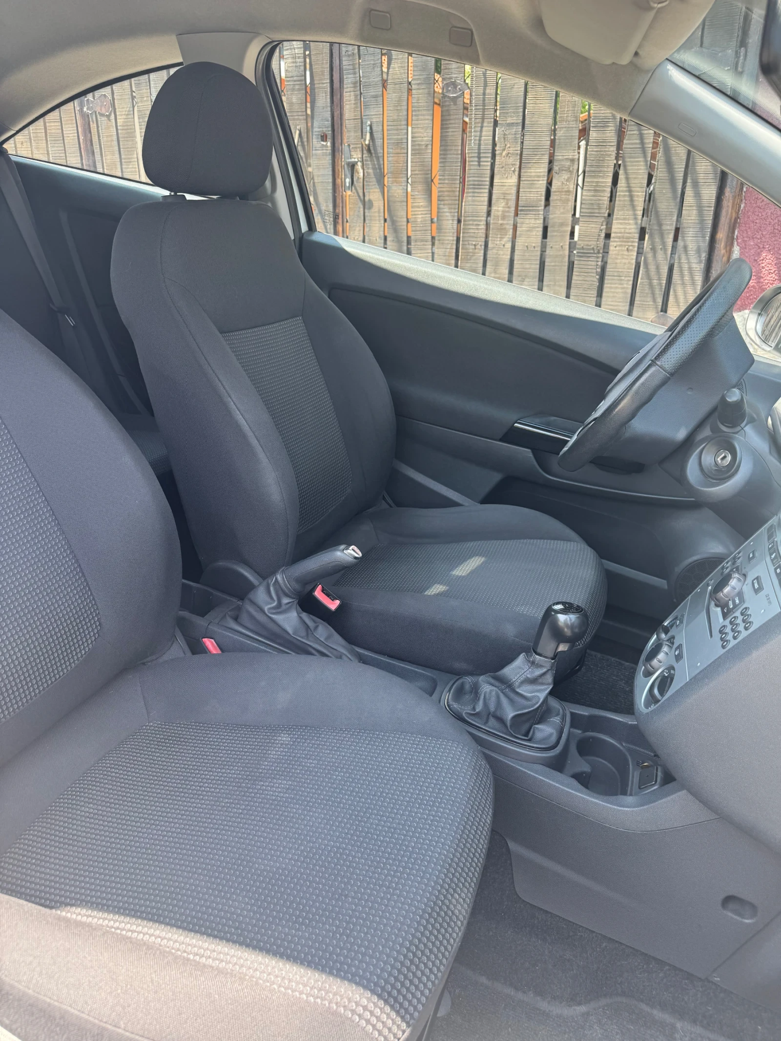 Opel Corsa  - изображение 6