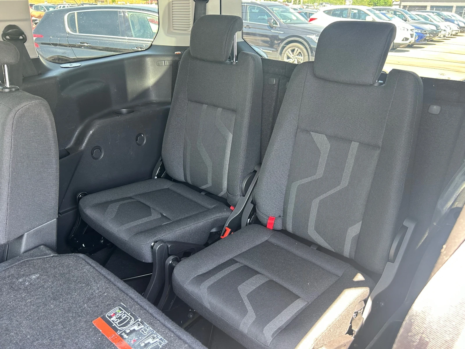 Ford Tourneo Connect  - изображение 9