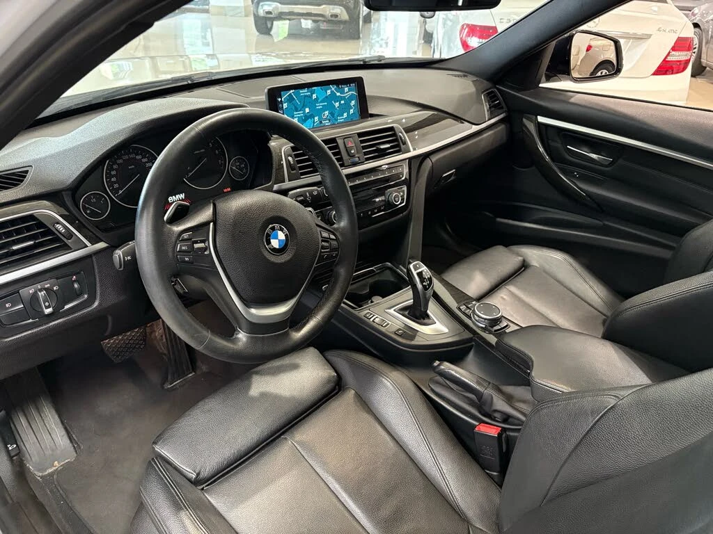 BMW 330 i FaceLift* xDrive* АвтоКредит* (ЦЕНА ДО БГ) - изображение 10